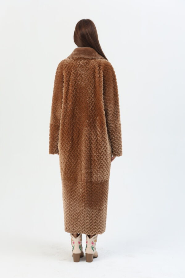 Everly Sheepskin Coat – sherling (23) - 16